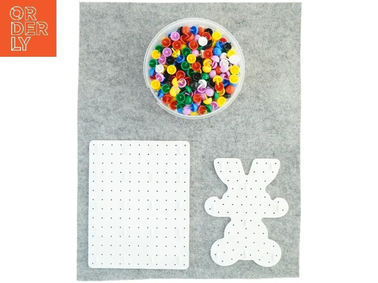 Billede 1 - Hama dutter og plader