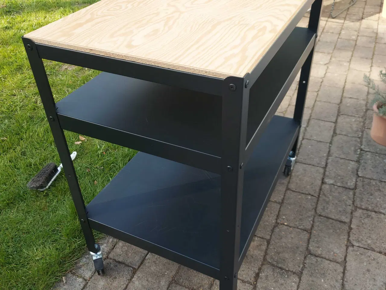 Billede 2 - Rullebord fra Ikea