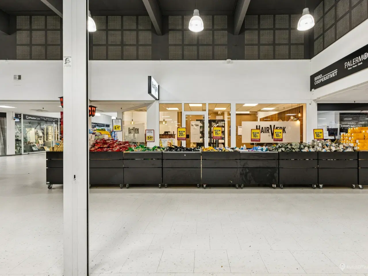 Billede 13 - Prime beliggenhed i Varde centeret