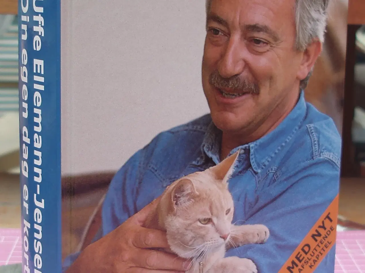 Billede 1 - Uffe Ellemann-Jensen - Din egen dag er kort