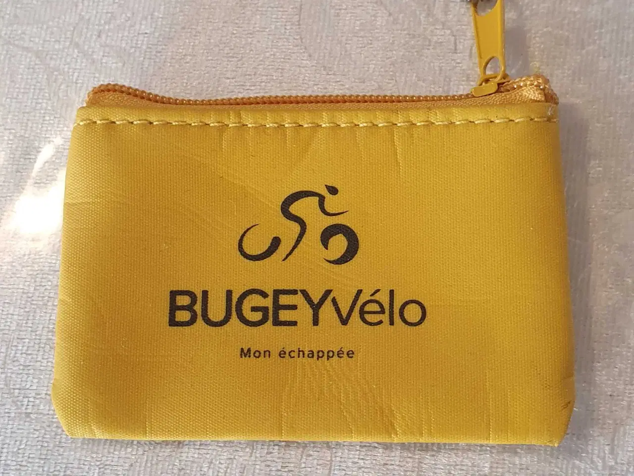 Billede 1 - Pung eller opbevaring 