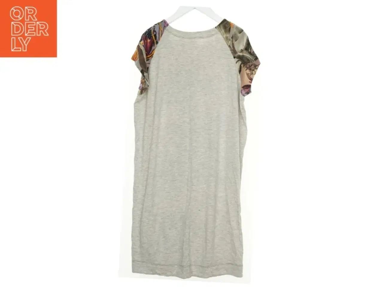 Billede 2 - T-Shirt fra Molo (str. 152 cm)