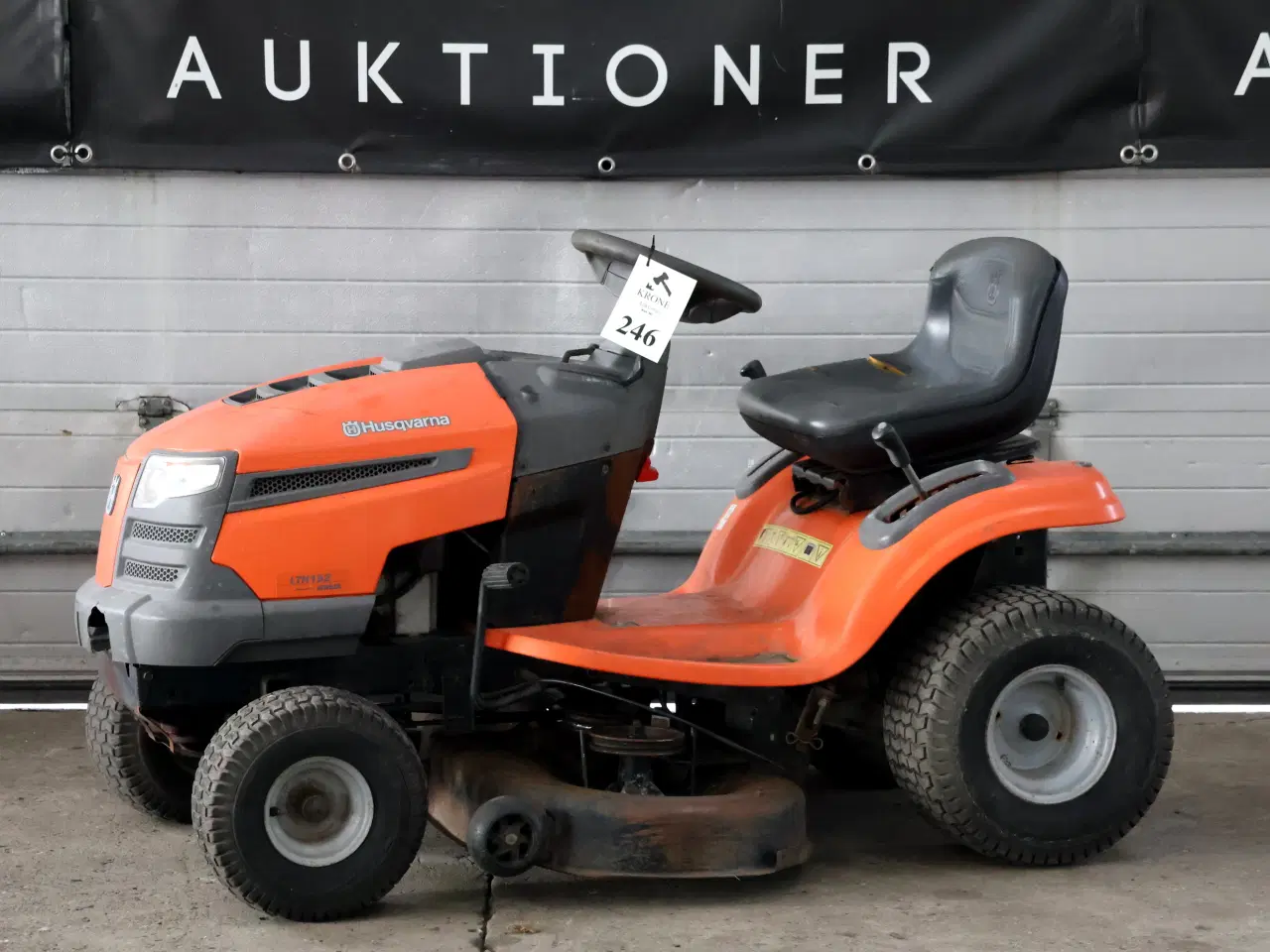Billede 1 - Husqvarna LTH152 havetraktor m/15hk Köhler motor