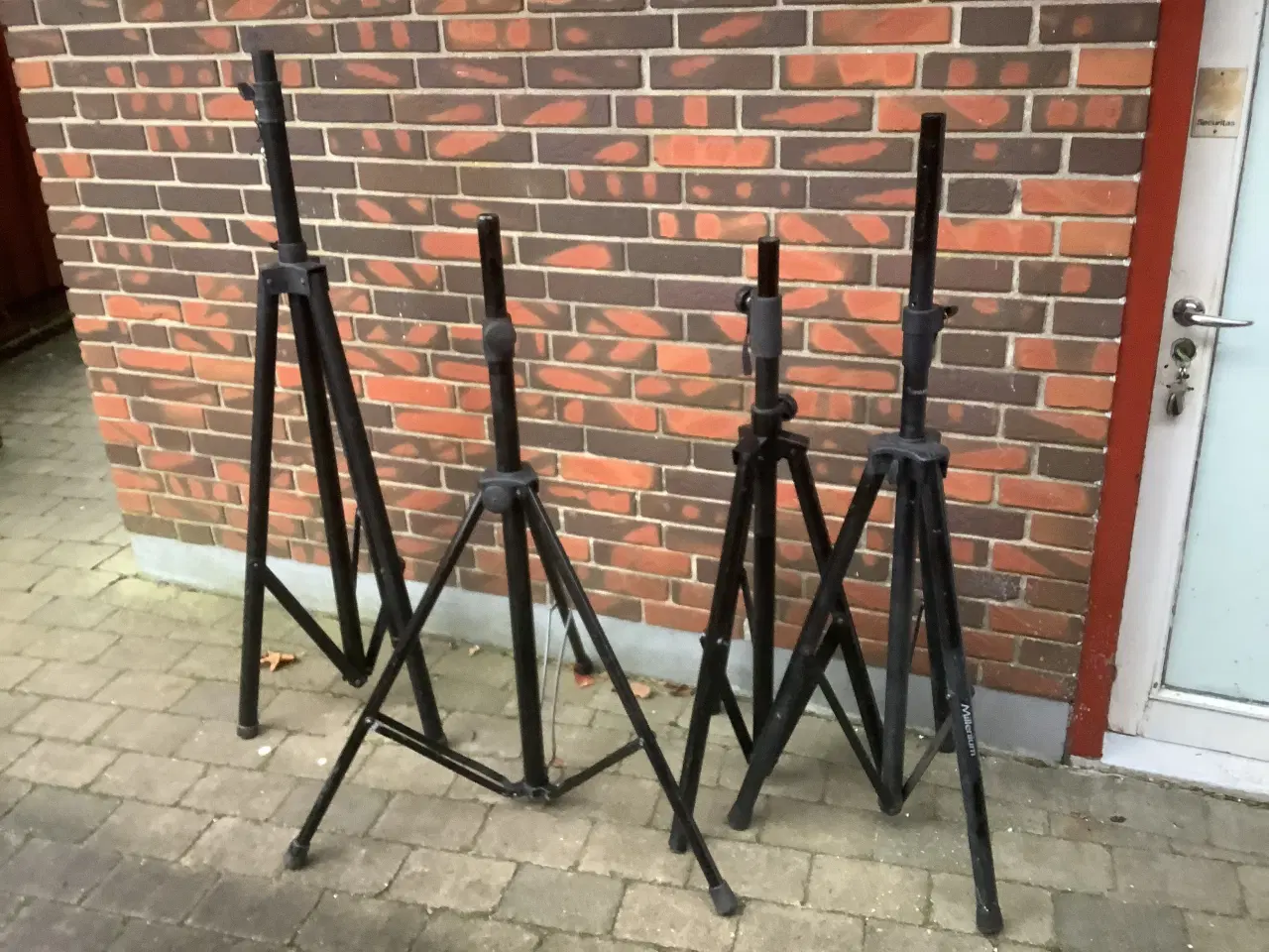 Billede 1 - Højtaler/ lys stativer