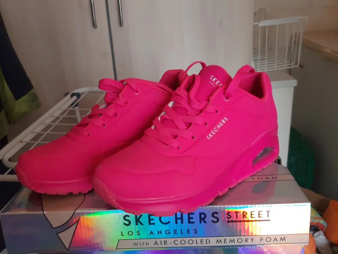 Billede 2 - Skechers sko str 38