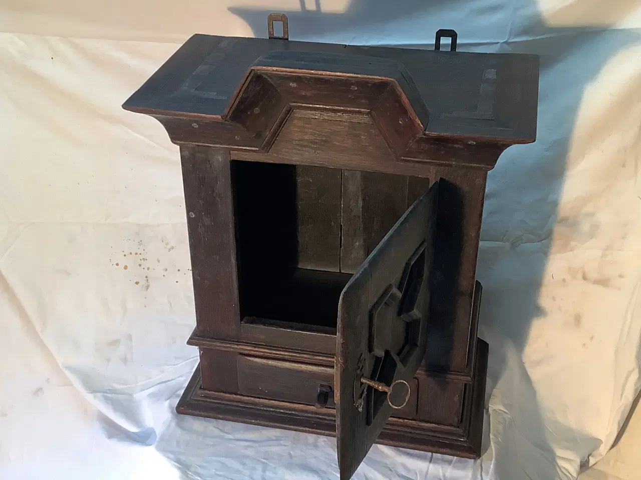 Billede 2 - Tobakskab  