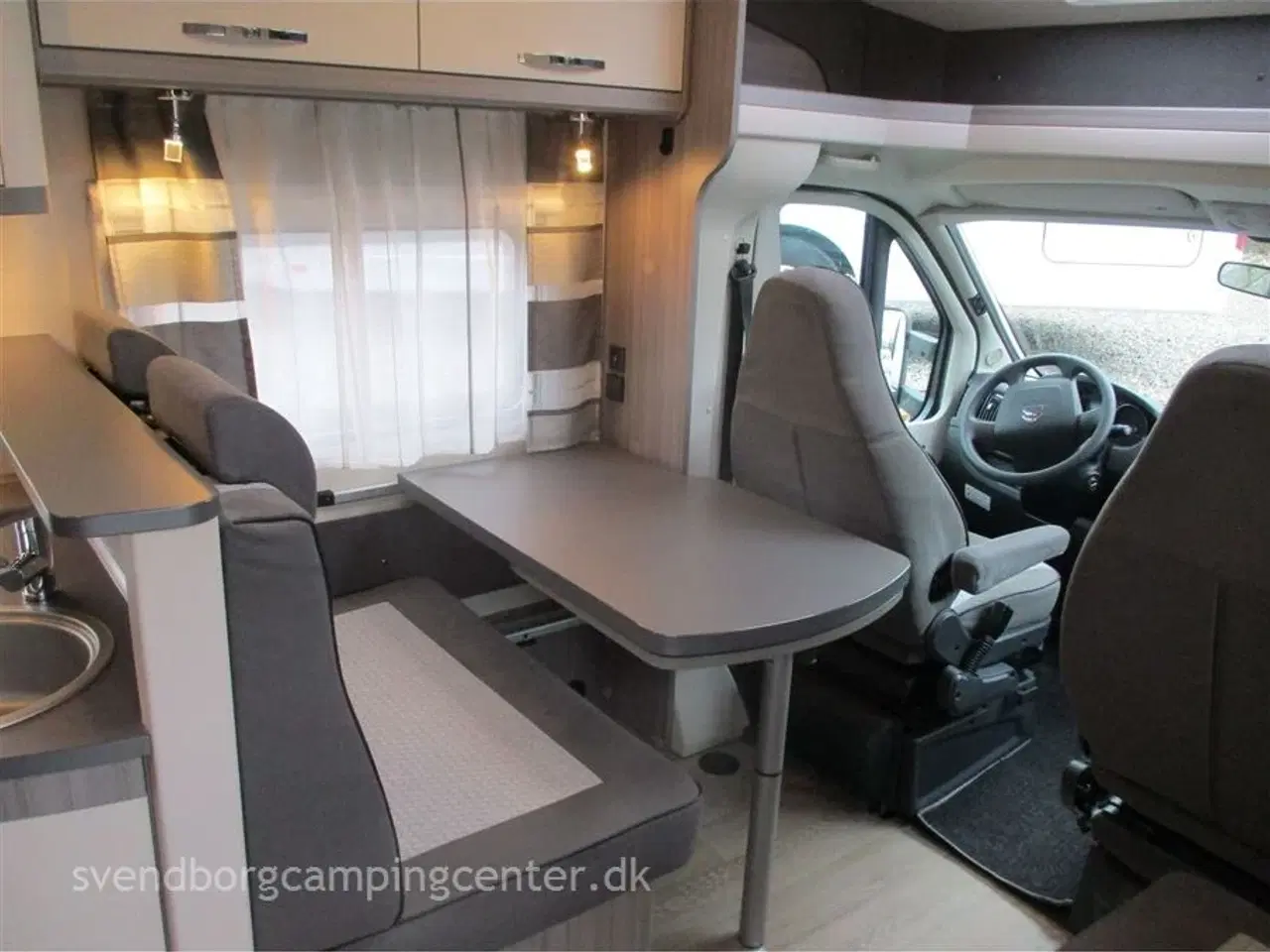 Billede 7 - 2022 - Hobby Optima On Tour T70 E Fremstår som en ny og med rigtig meget udstyr.