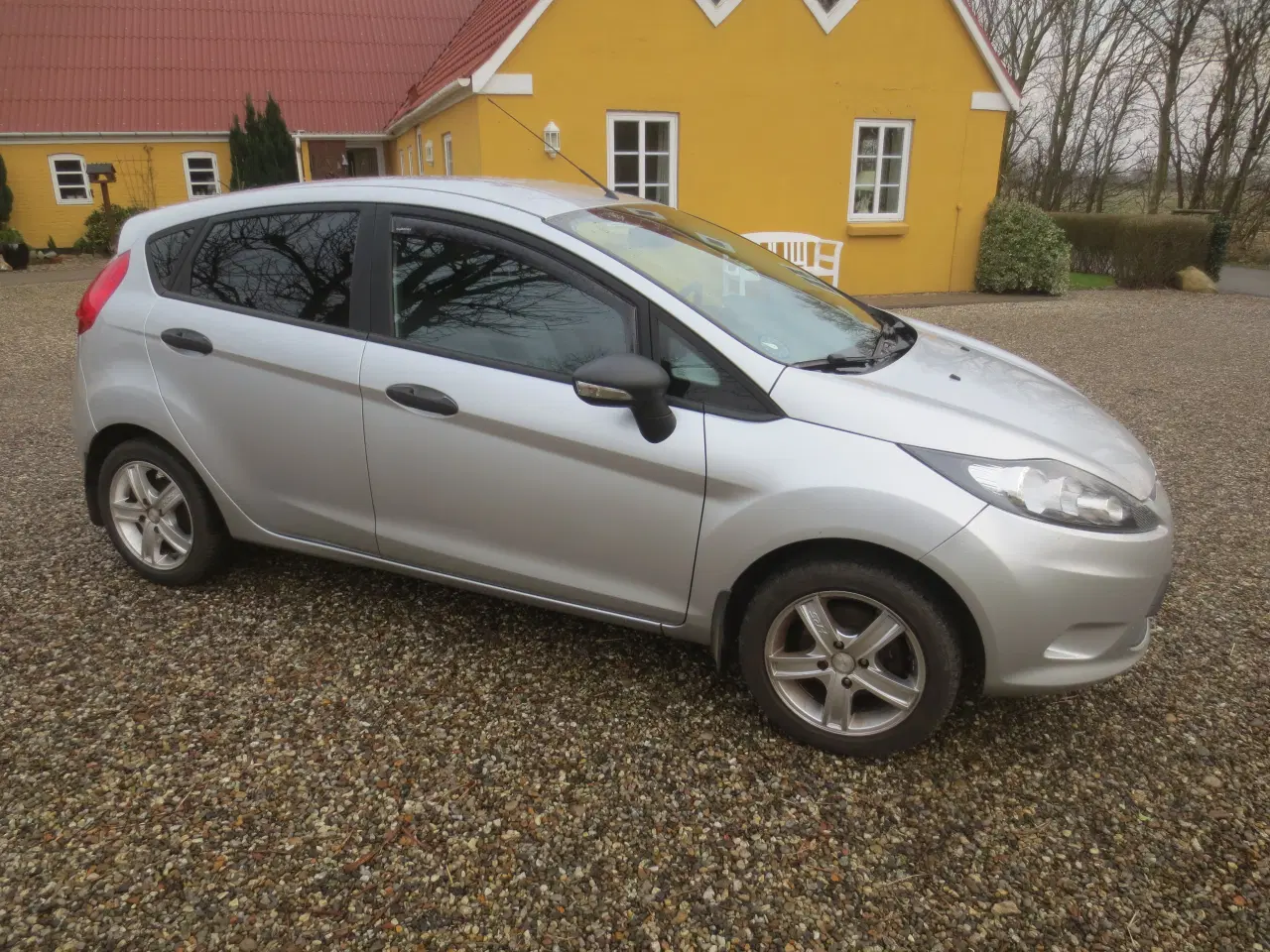 Billede 4 - Ford Fiesta 1.25  år 2009. Km 130000