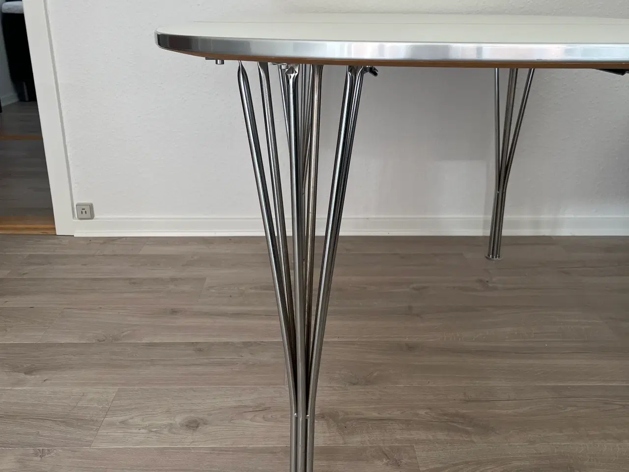 Billede 3 - Spisebord 
