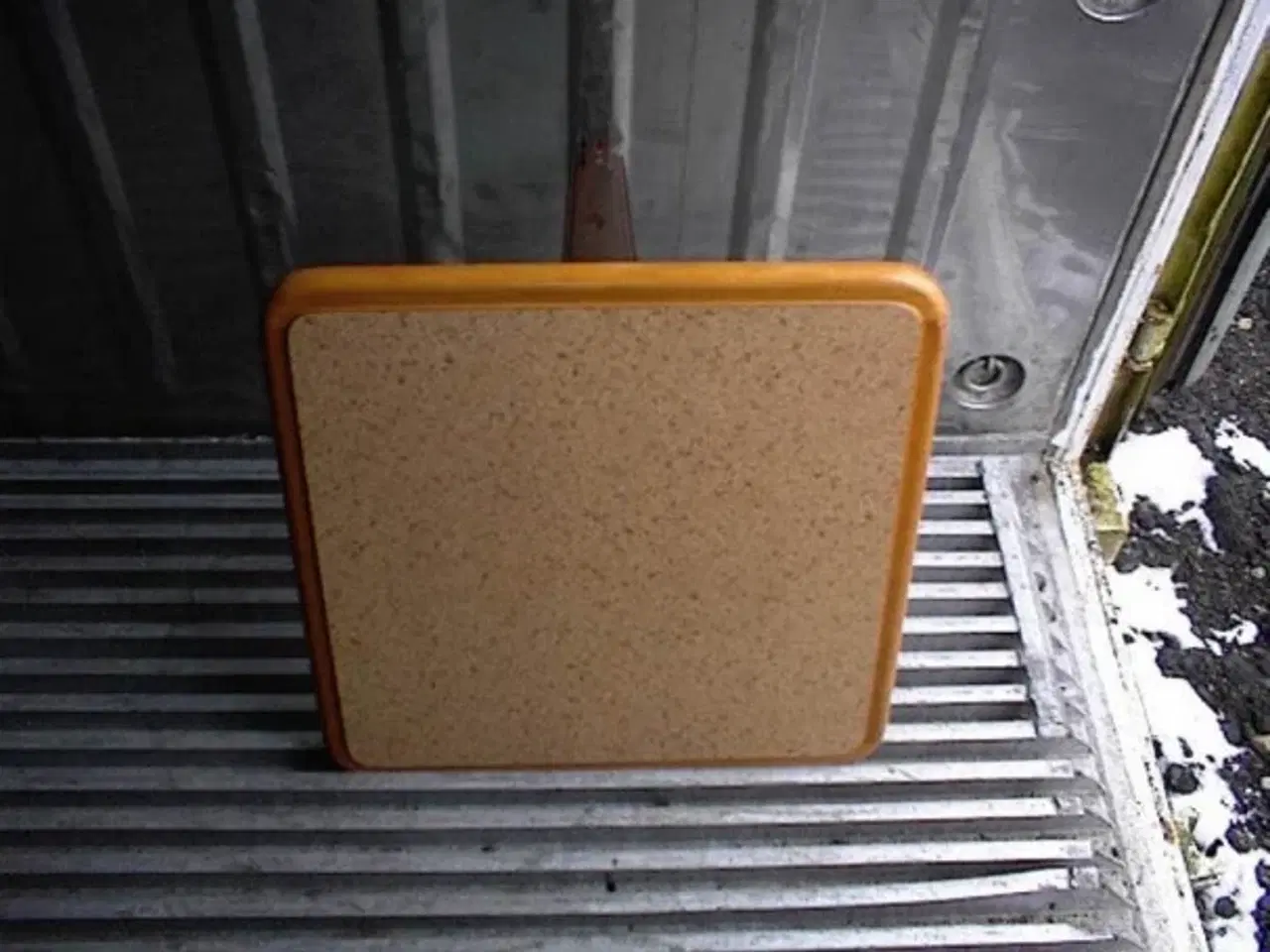 Billede 1 - Bordplade Væghængt