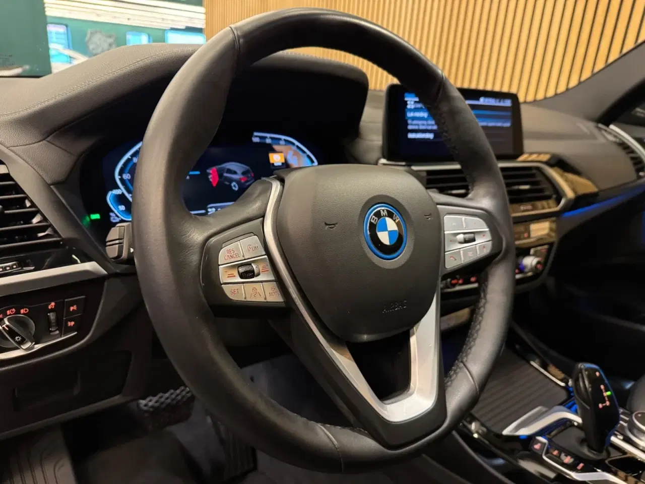 Billede 5 - BMW iX3  Charged Impressive