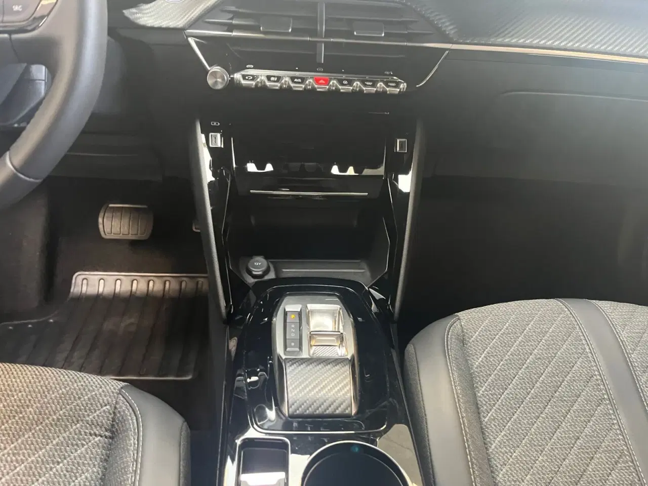 Billede 12 - Peugeot e-2008 50 Allure