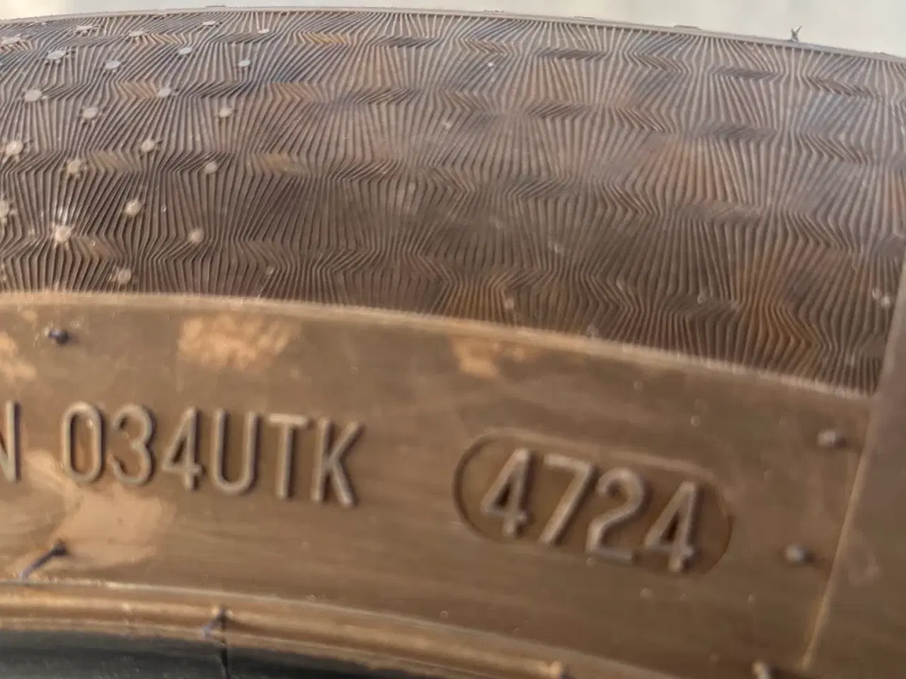 Billede 2 - Helårsdæk 225-55-18 V