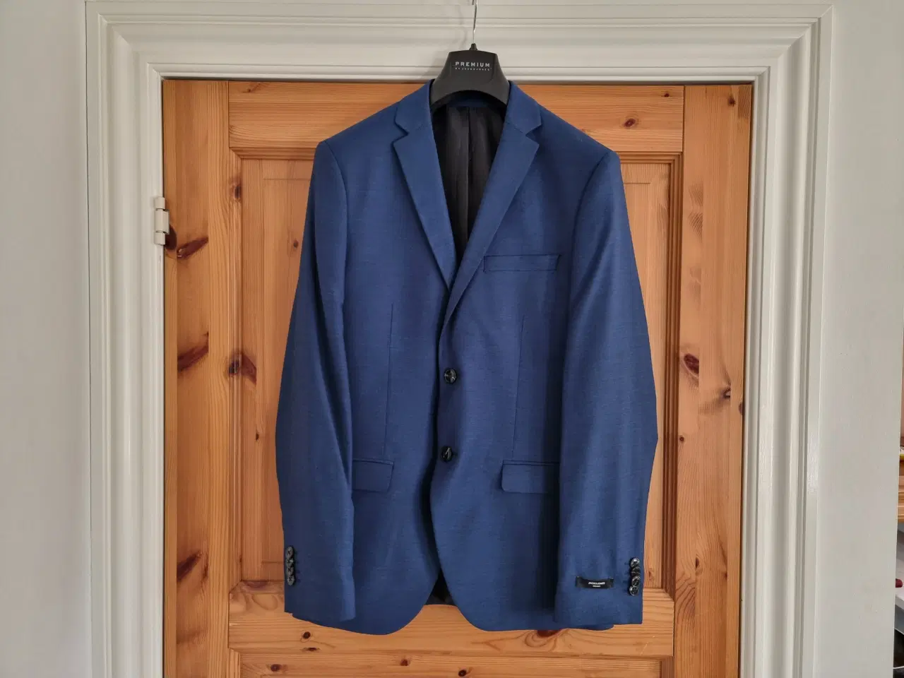 Billede 2 - Konfirmationstøj