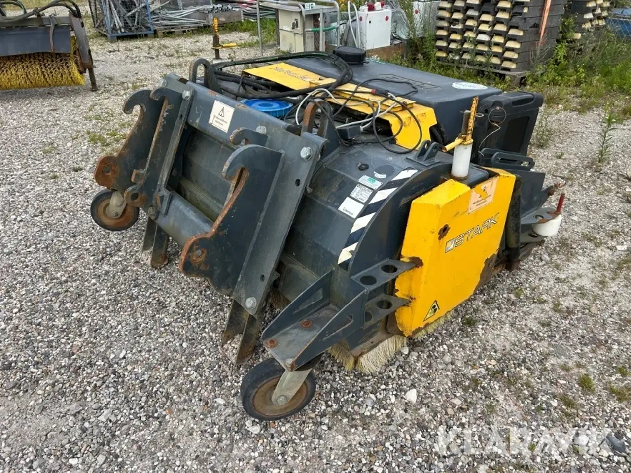 Billede 3 - Hydraulisk kost m. vandtank Stark KH1600