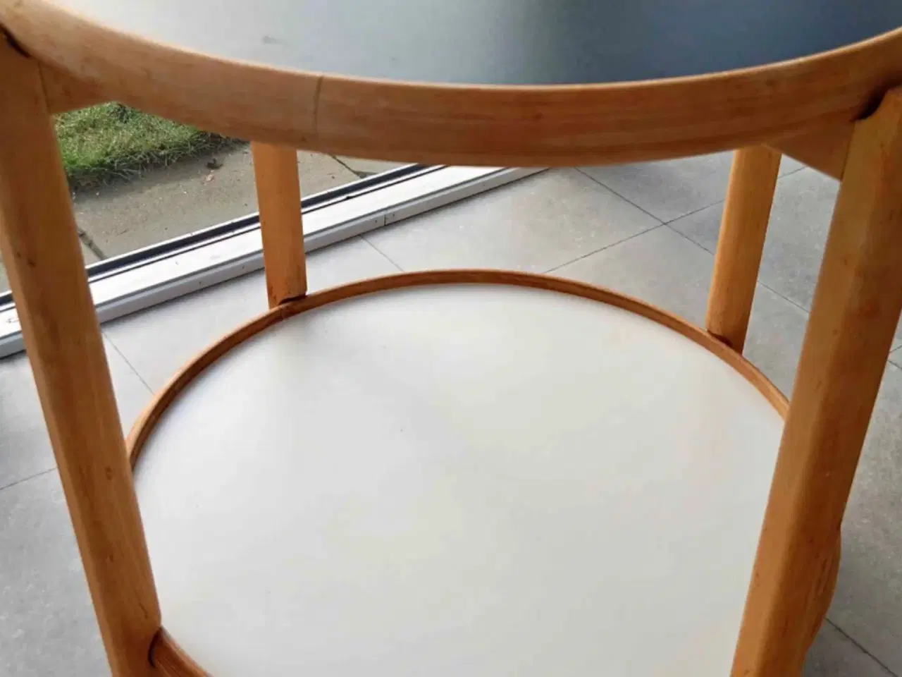 Billede 1 - Bakkebord