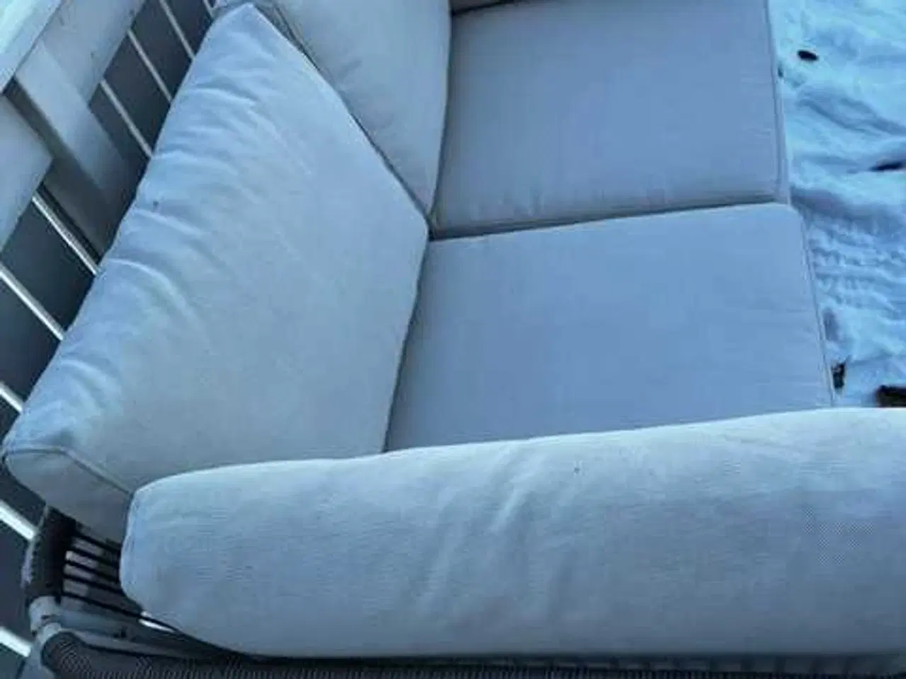 Billede 2 - Udendørs sofa med puder