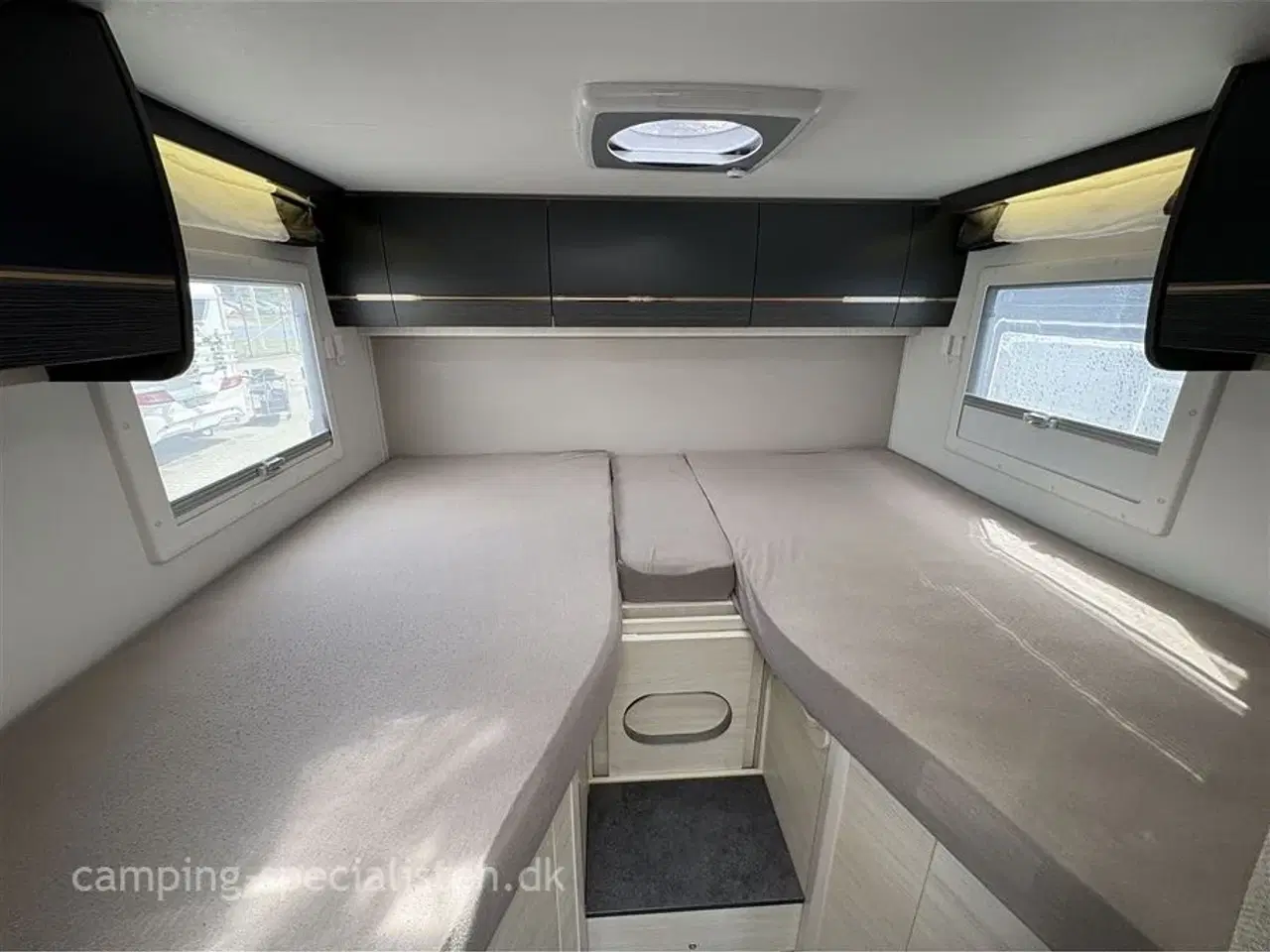 Billede 13 - 2023 - Chausson Titanium 627 GA Premium   Chausson Titanium 627 GA Premium 2023 - Se den nu hos Camping-Specialisten.dk