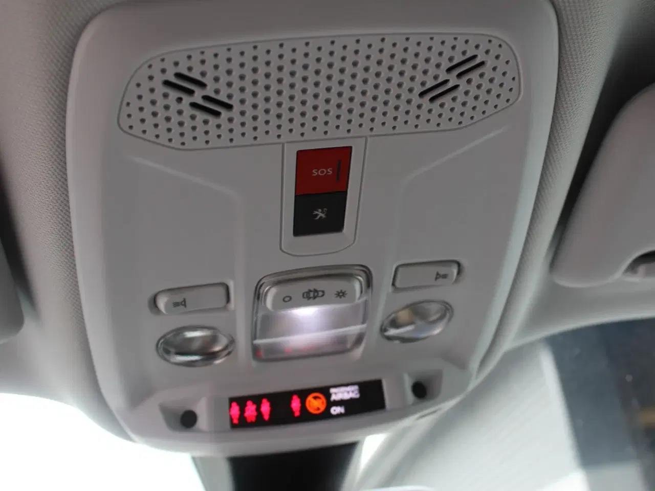 Billede 16 - Peugeot e-2008 50 Allure Pack