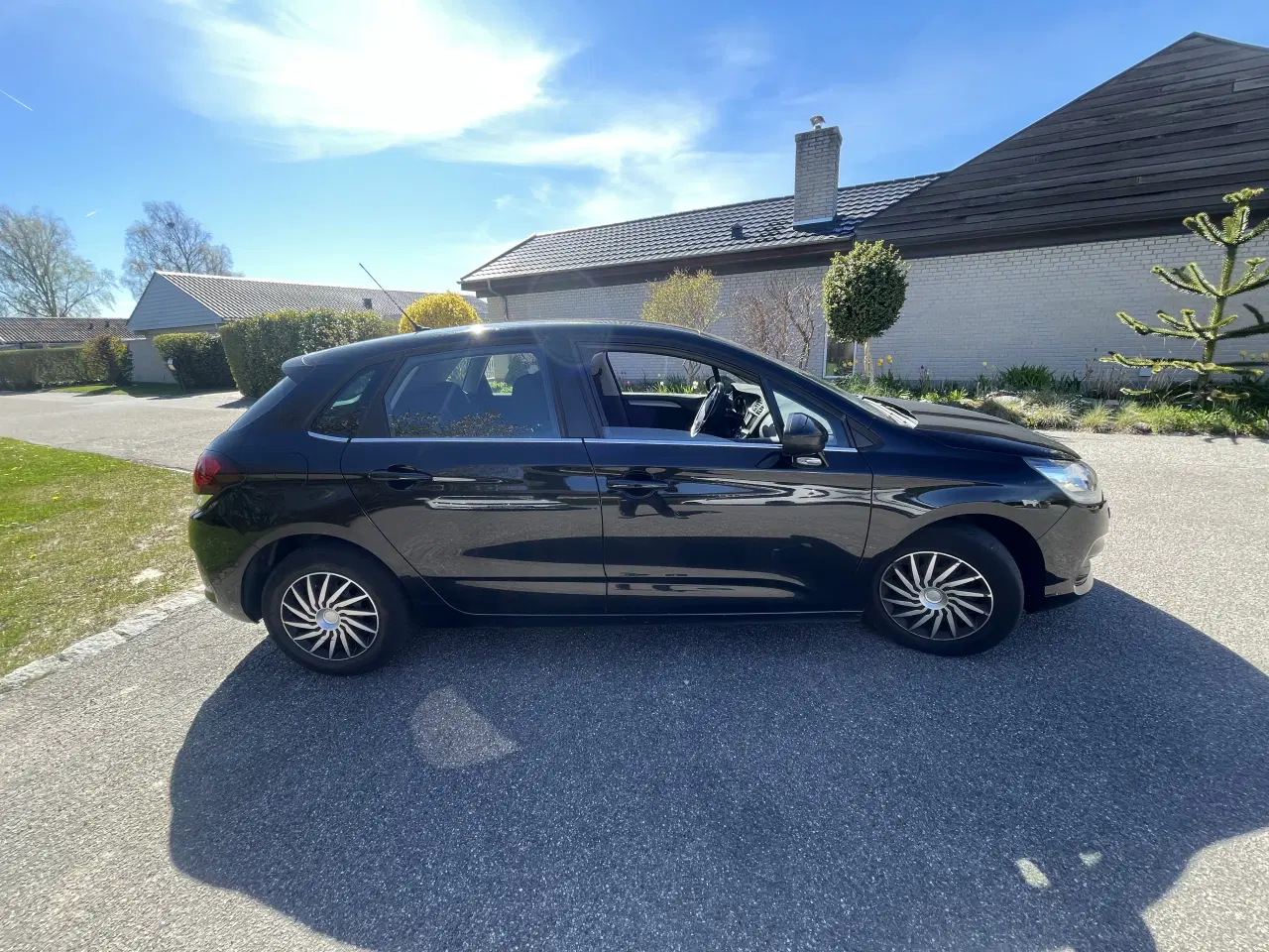 Billede 11 - 🚗 Citroën C4 1.6 HDi Økonomisk og velkørende bil
