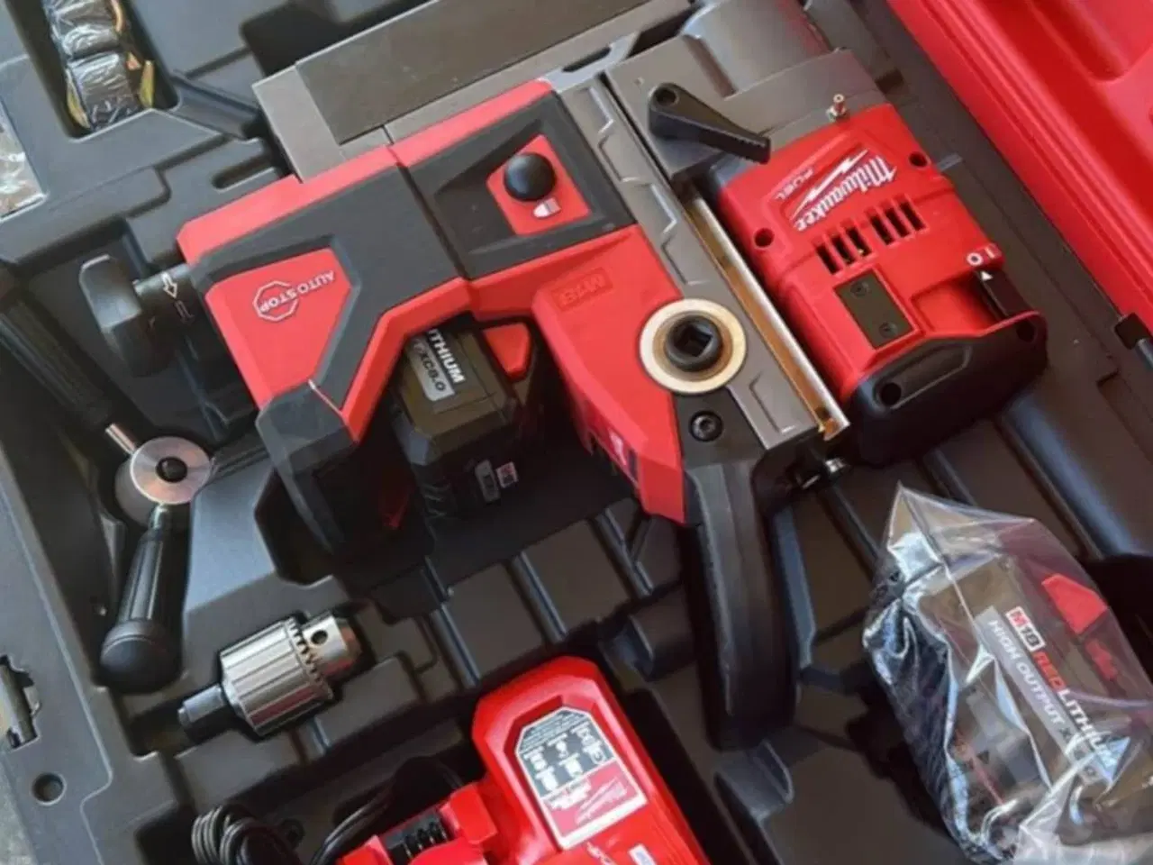 Billede 3 - MAGNETBOREMASKINE MILWAUKEE M18
