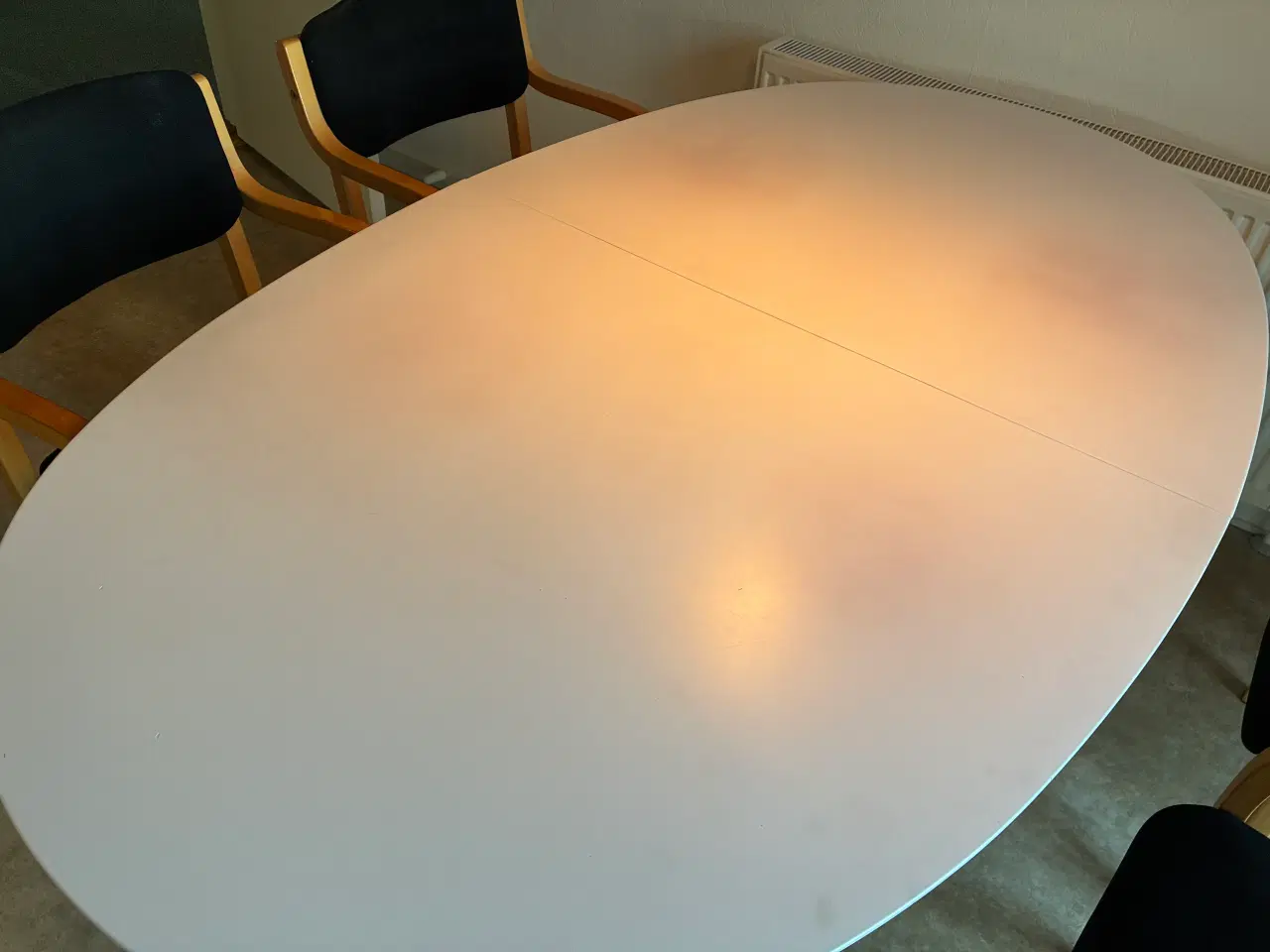 Billede 3 - Spisebord og stole