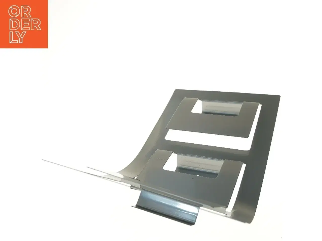 Billede 3 - Metal vægopbevaring fra IKEA (str. 77x33 cm)