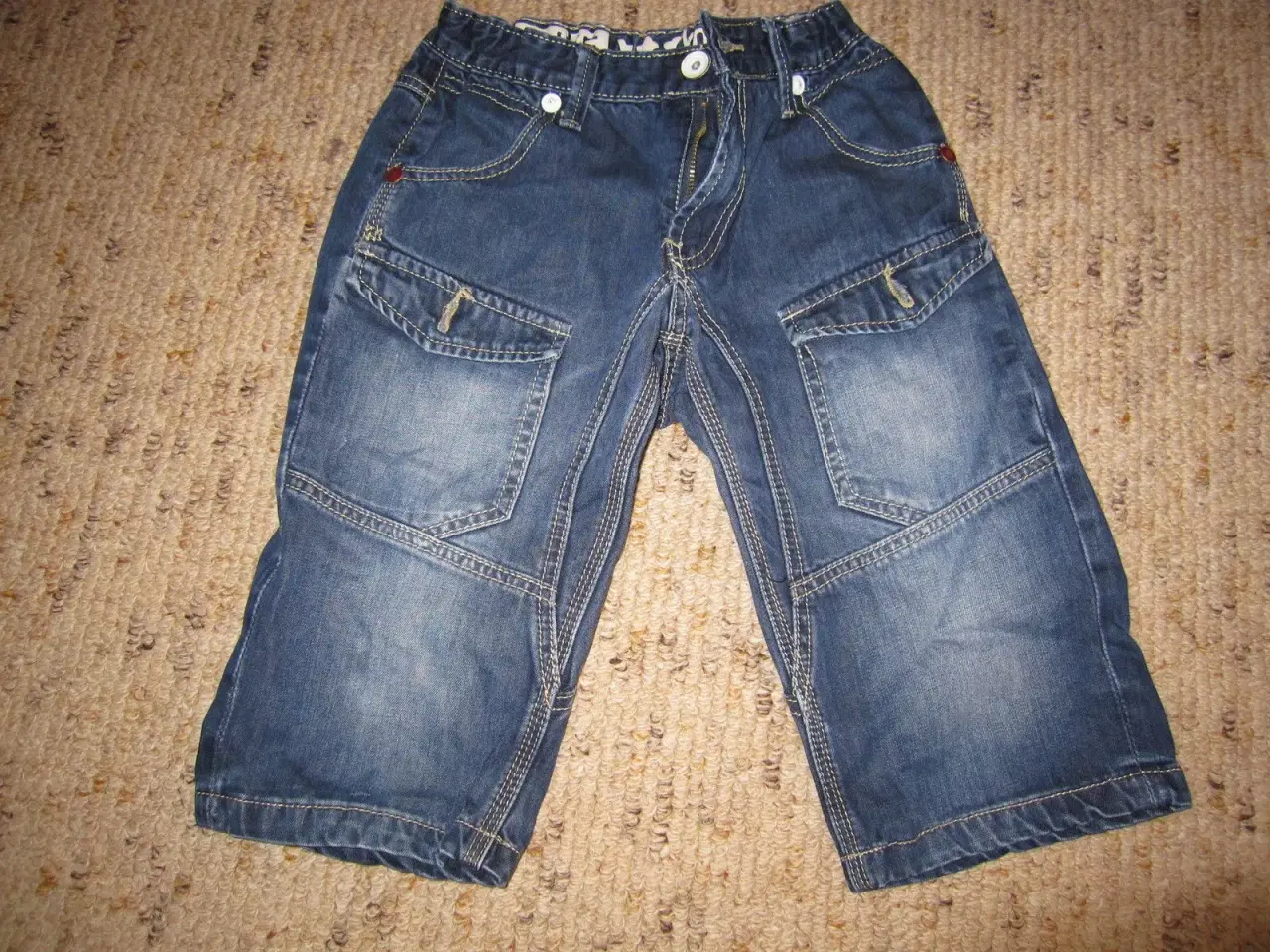 Billede 1 - Shorts , str. 12 år