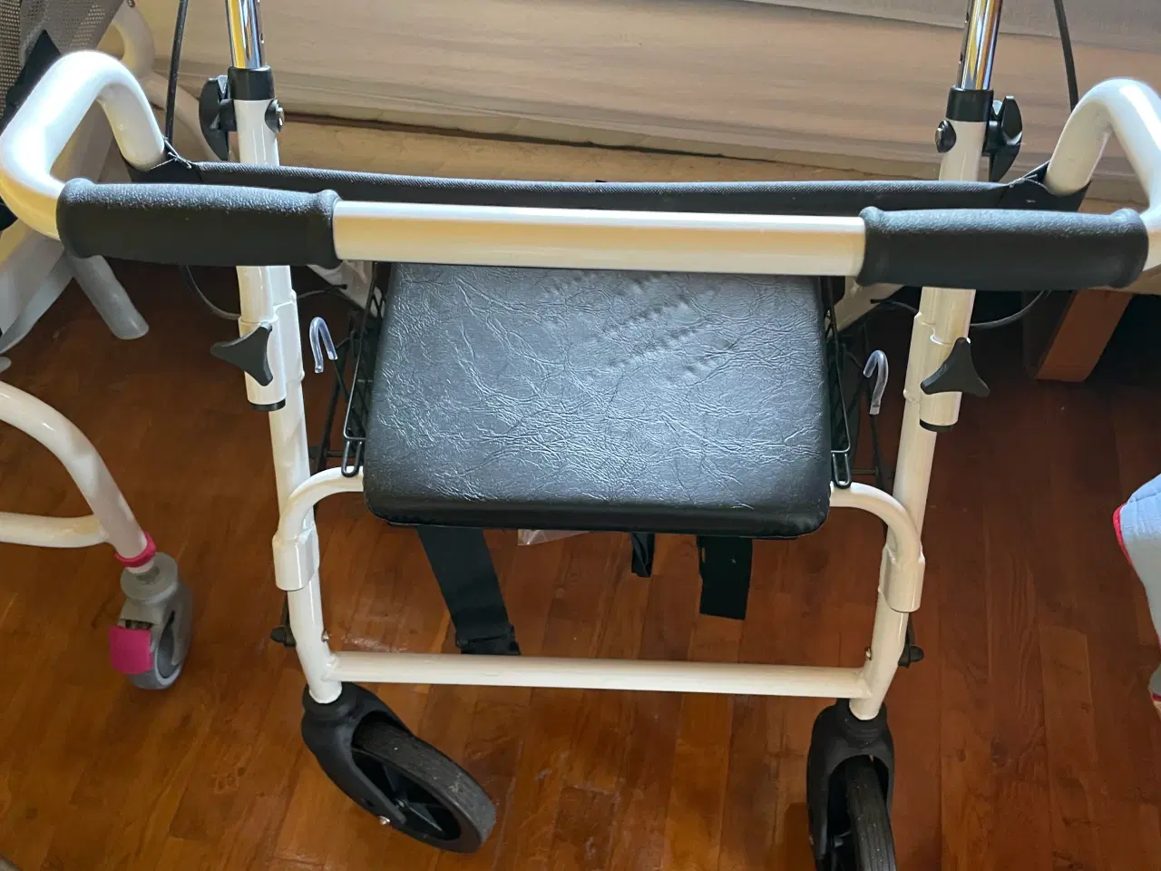 Billede 2 - Rollator