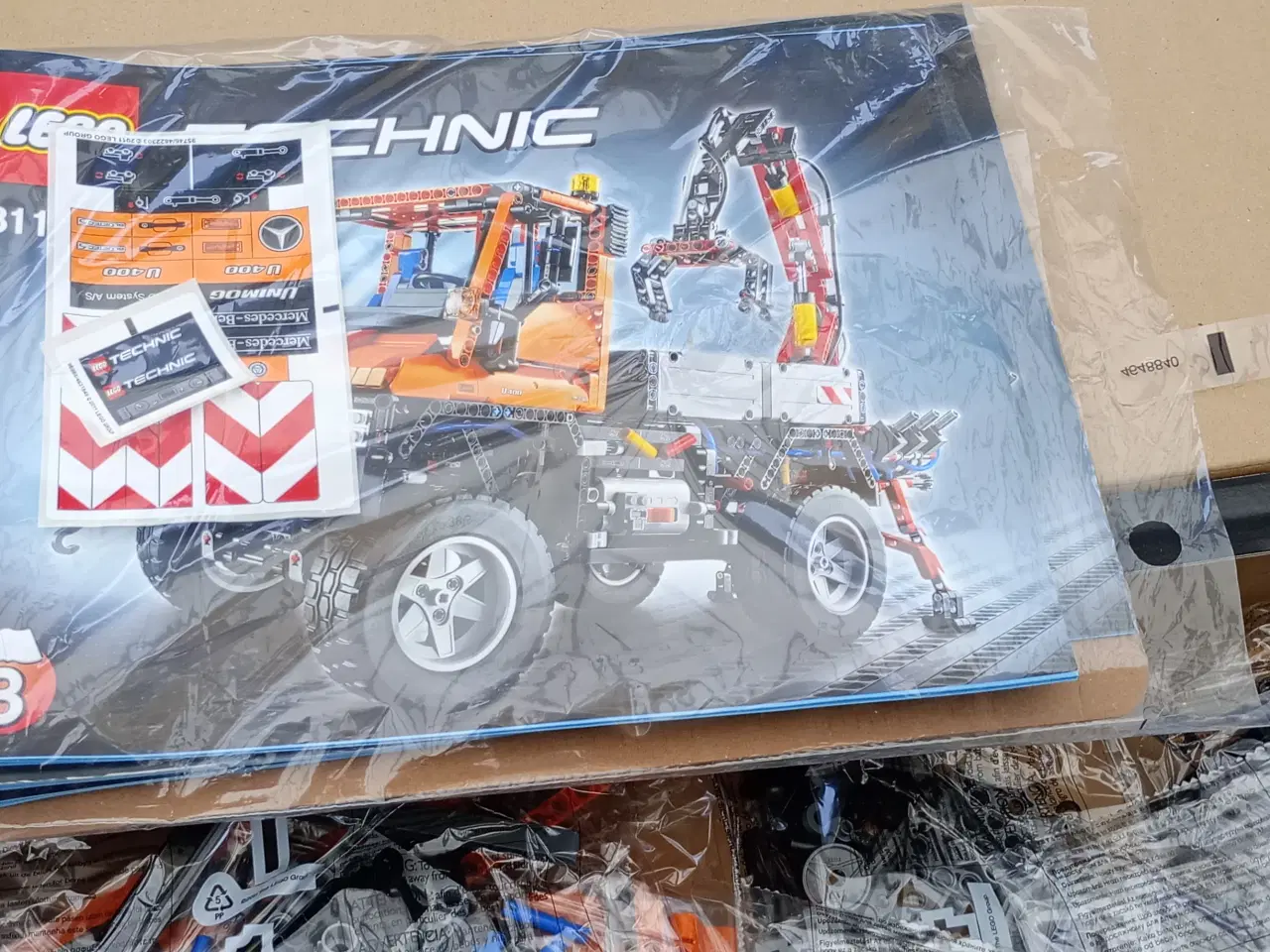 Billede 7 - Lego Unimog 8110. Uåbnet Lego.