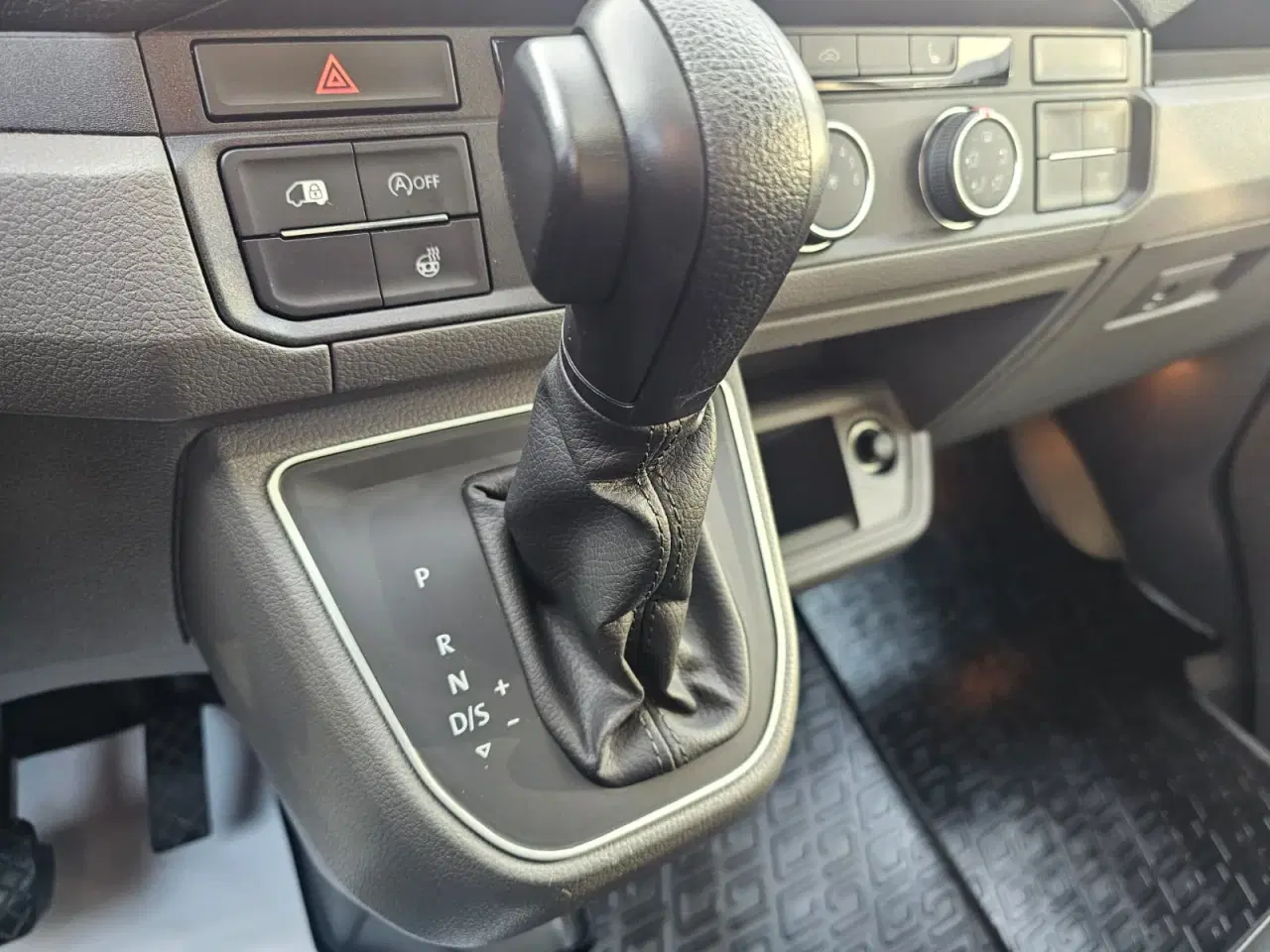 Billede 15 - MAN TGE 3.180 A8 L4H3, Kassevogn