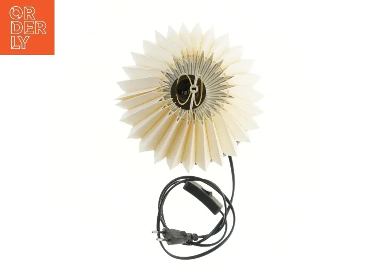 Billede 3 - Bordlampe med skærm (str. Ø 16 cm)