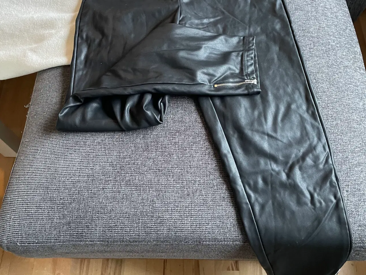 Billede 1 - Sorte bukser