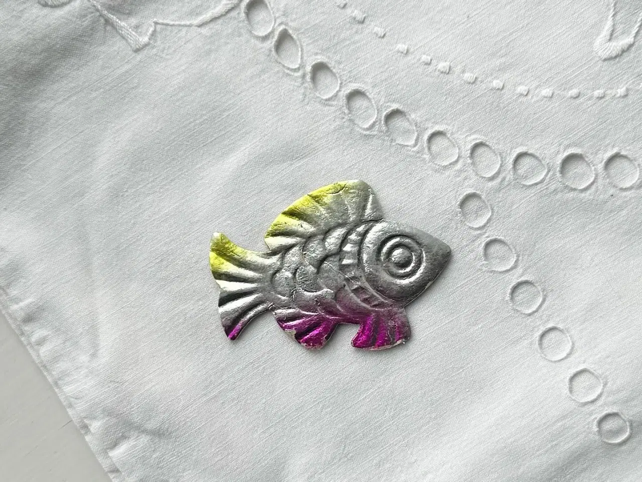 Billede 1 - Sovjetisk pappynt, sølvfisk m farver