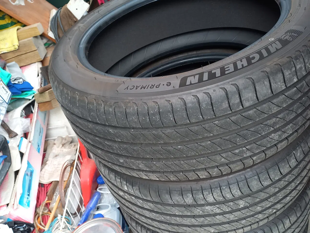 Billede 2 - Michelin e-primacy 245/45-19 Sommerdæk