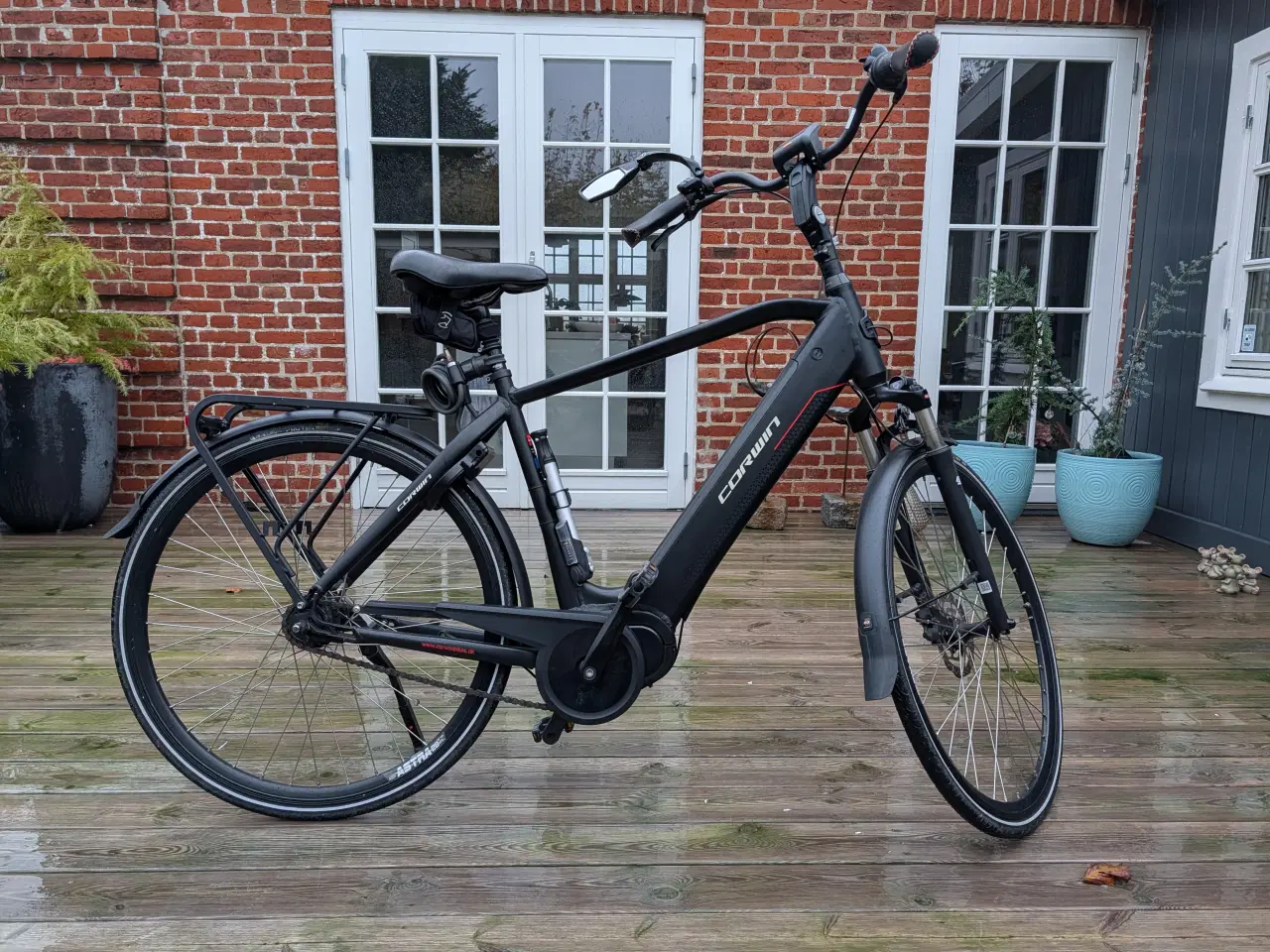 Billede 1 - Flot Corwin Elite 500 med centermotor 