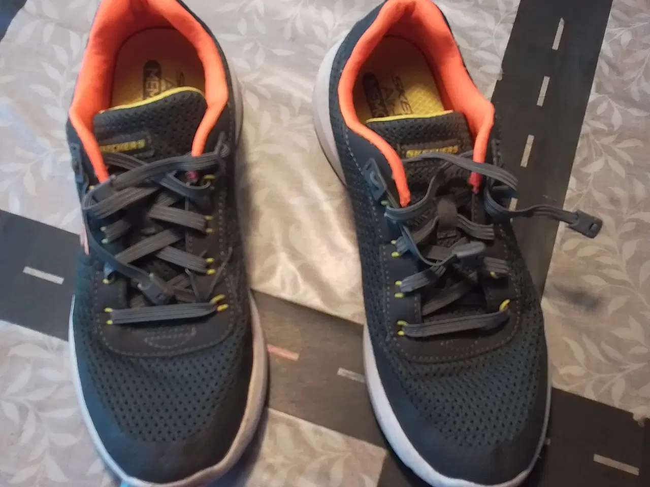 Billede 2 - Sportssko str. 37 Skechers