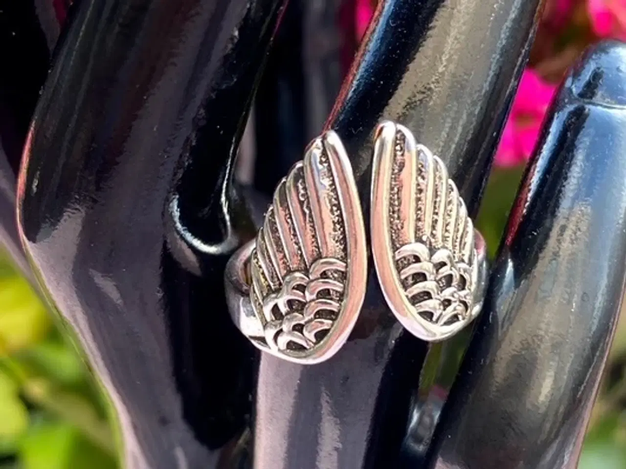 Billede 1 - * Sterlingsølv; Lækker fingerring - med vinger