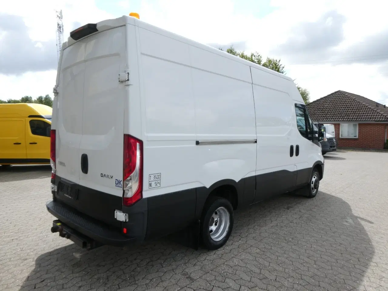 Billede 14 - Iveco Daily 2,3 35C15 12m³ Van