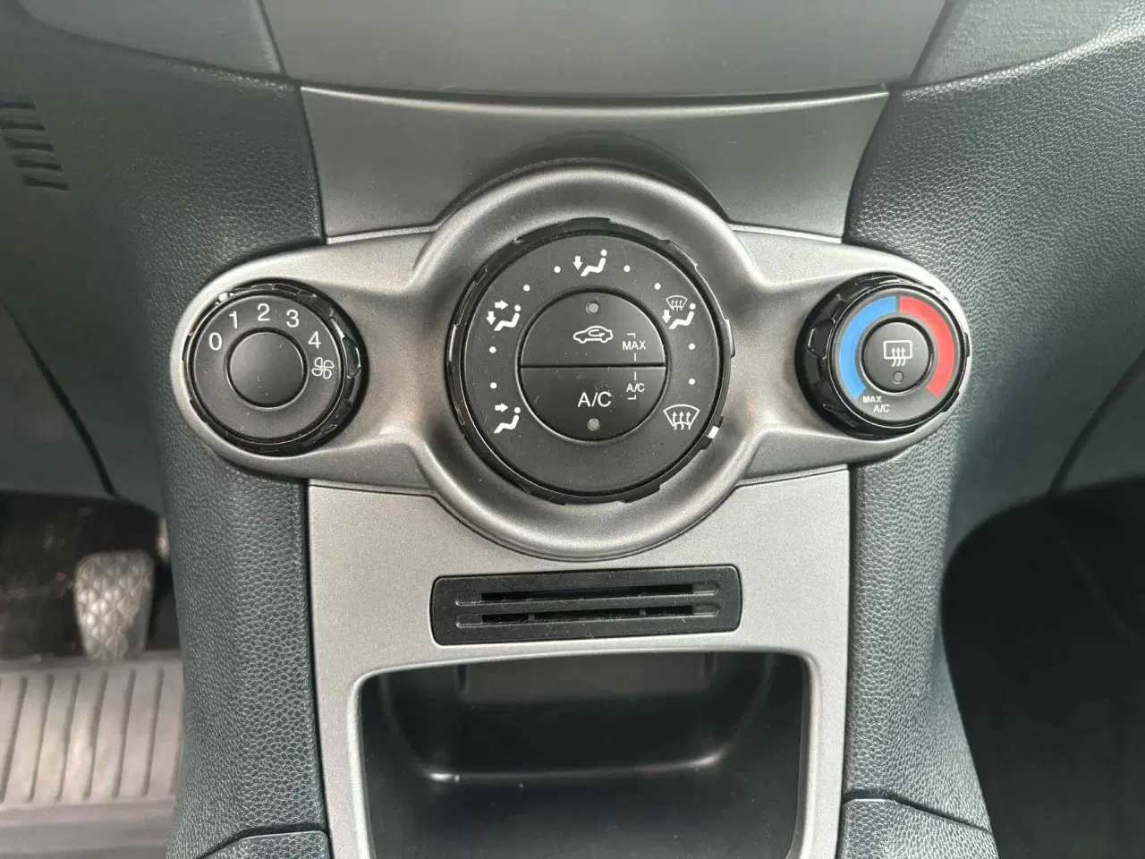 Billede 14 - Ford Fiesta 1,25 2011