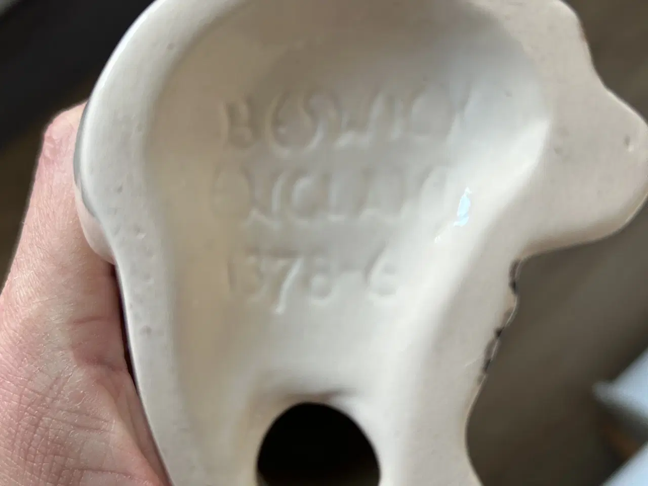 Billede 2 -  keramiske hundefigurer hvid