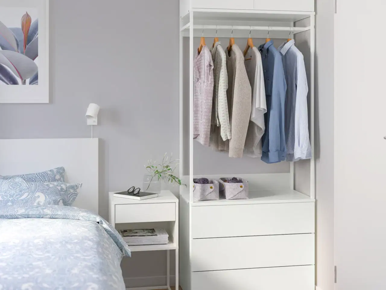 Billede 2 - Garderobe.  3 skuffer og låger Plastafra ikea