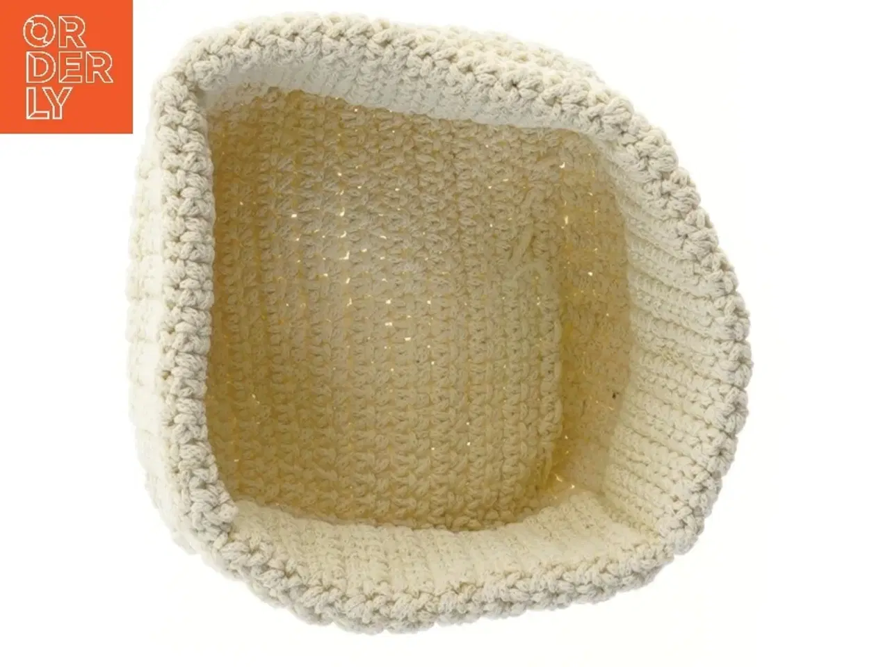 Billede 3 - Hæklet opbevaringskurv (str. 15x15x8 cm)