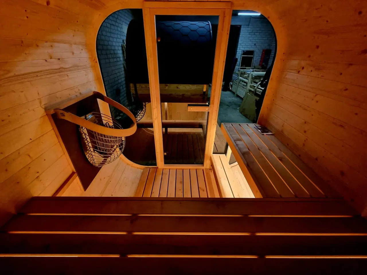 Billede 11 - Ny unik stil CUBE sauna med HUUM 9kw ovn og WIFI