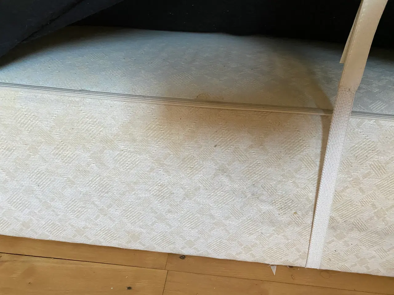 Billede 2 - Boxmadras 90x200x22 cm. 