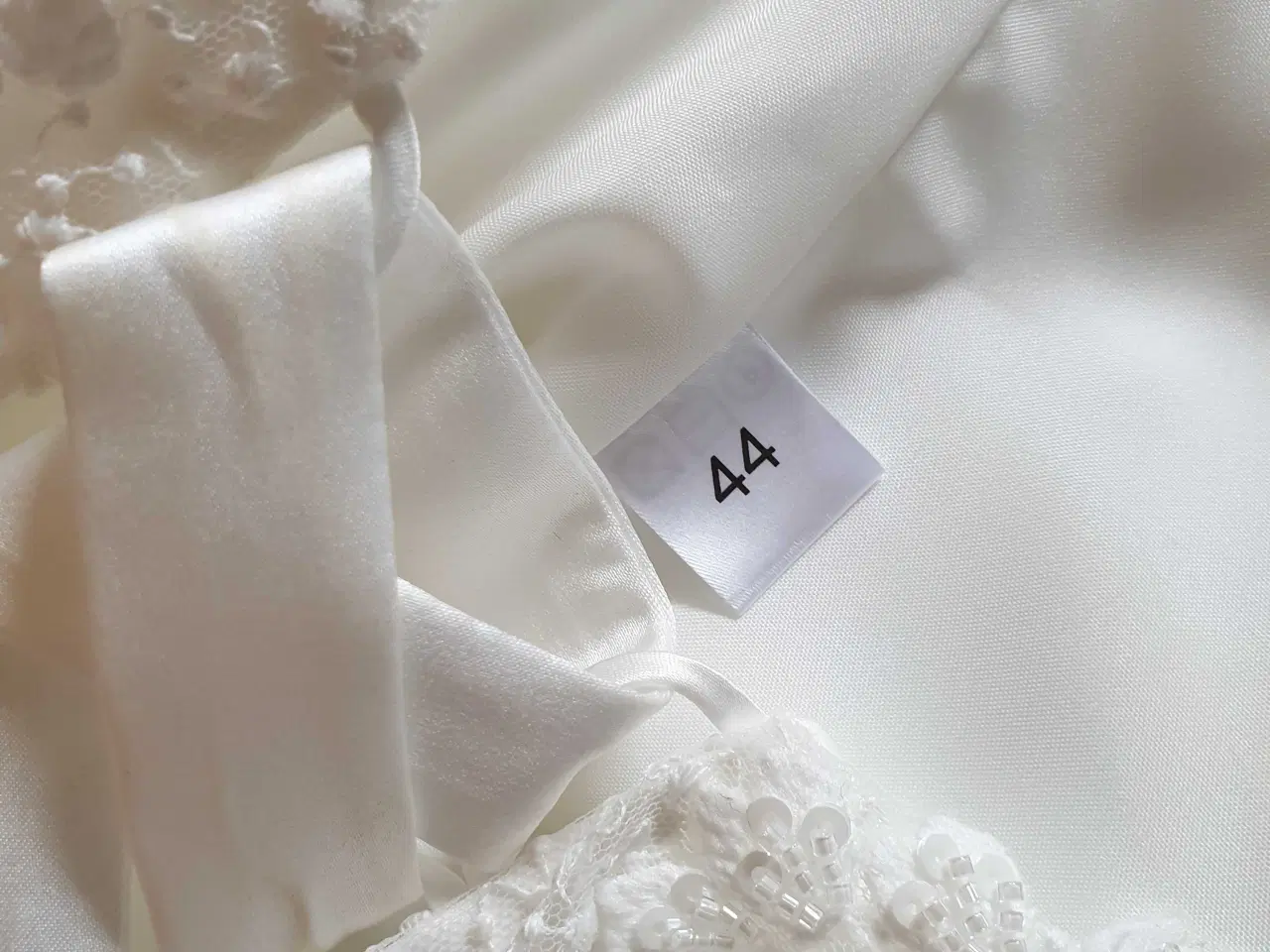 Billede 4 - Konfirmationkjole str 44 