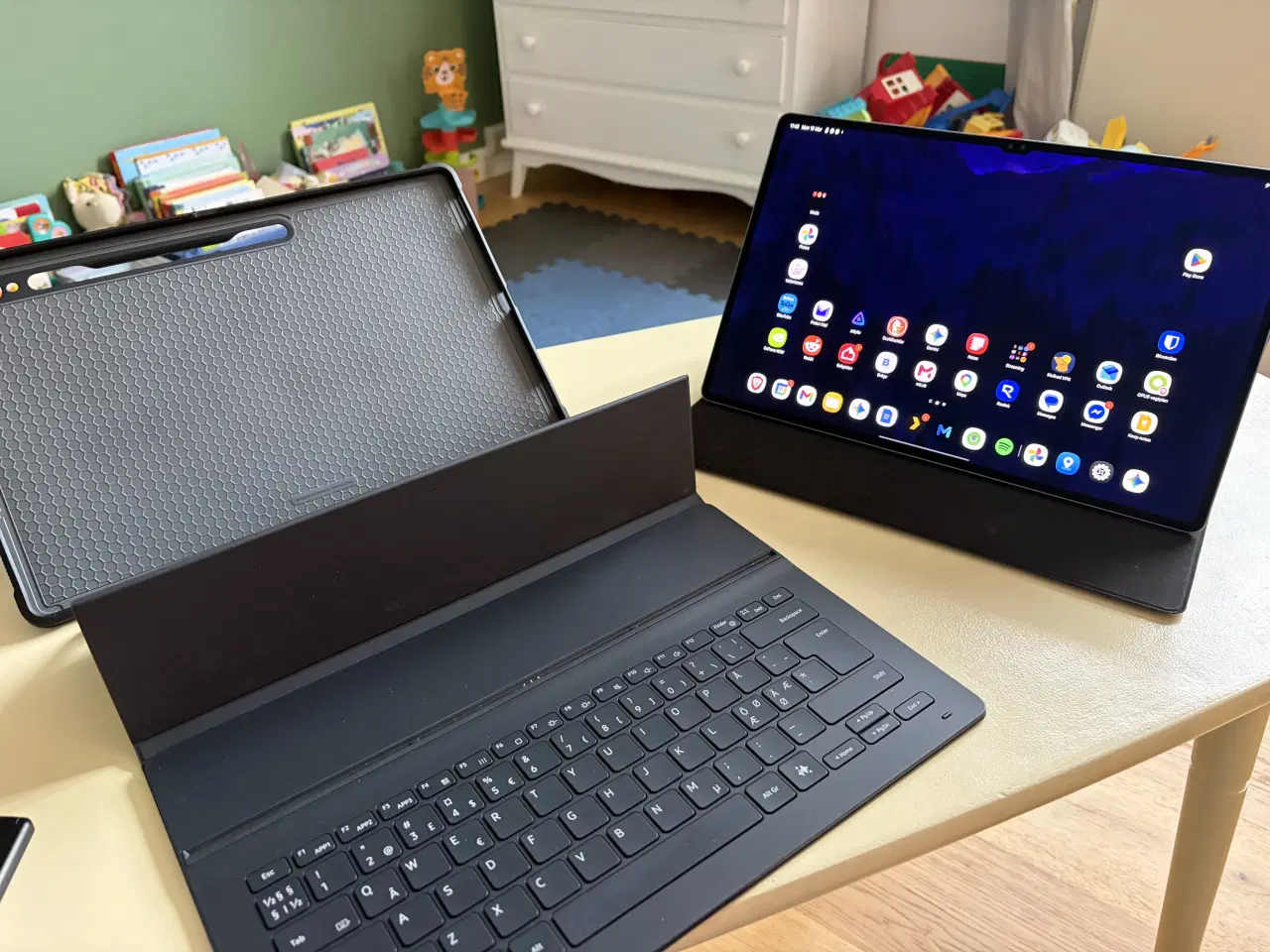 Billede 7 - Samsung Tab S10 Ultra 256 gb Grå med tastatur