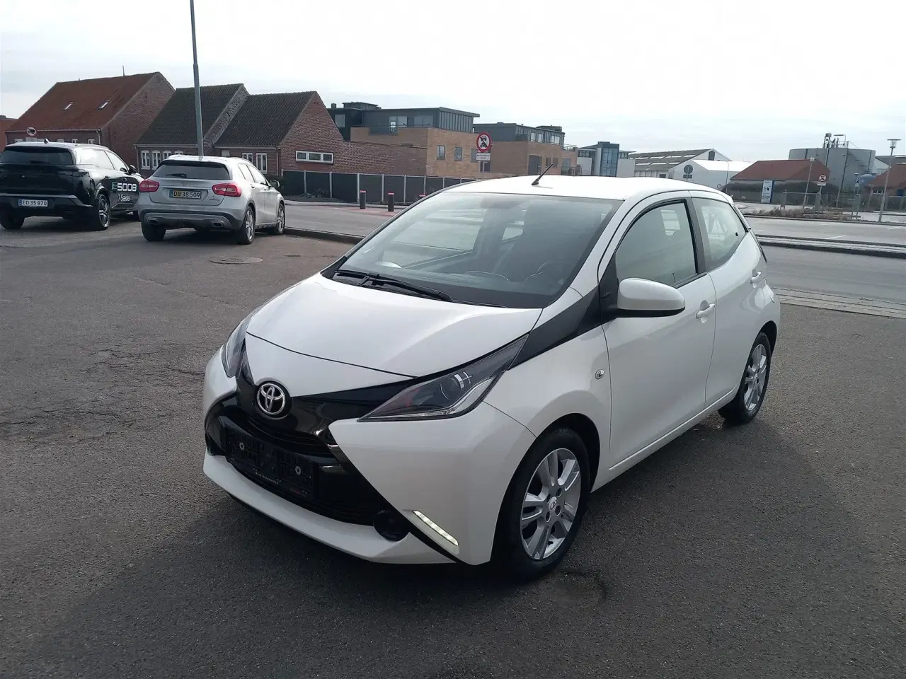 Billede 1 - Toyota Aygo 1,0 VVT-I X-Play + Plus pakke 69HK 5d