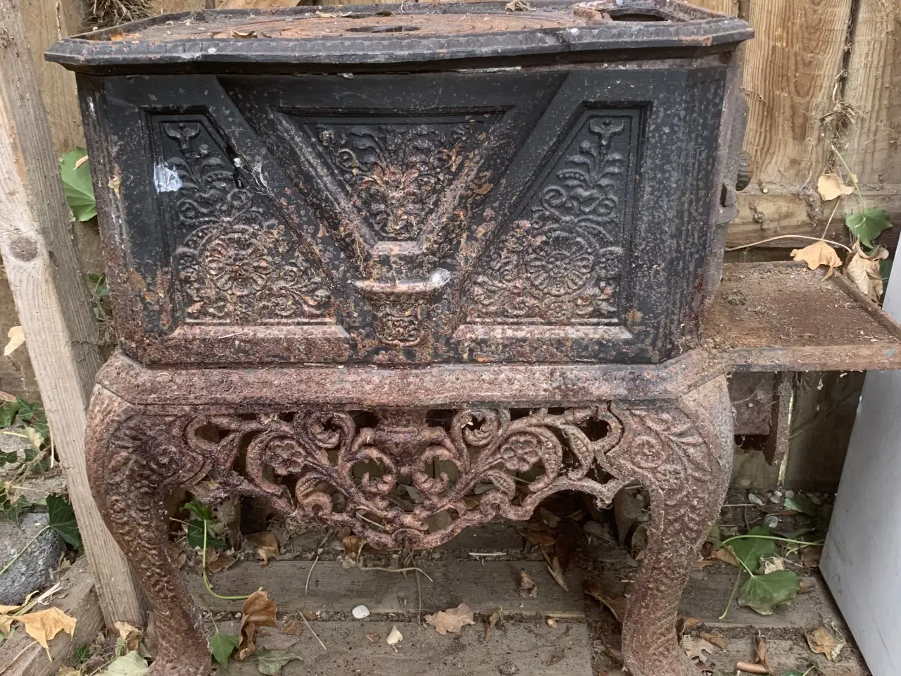 Billede 1 - Sjælden Hess 122 brændeovn