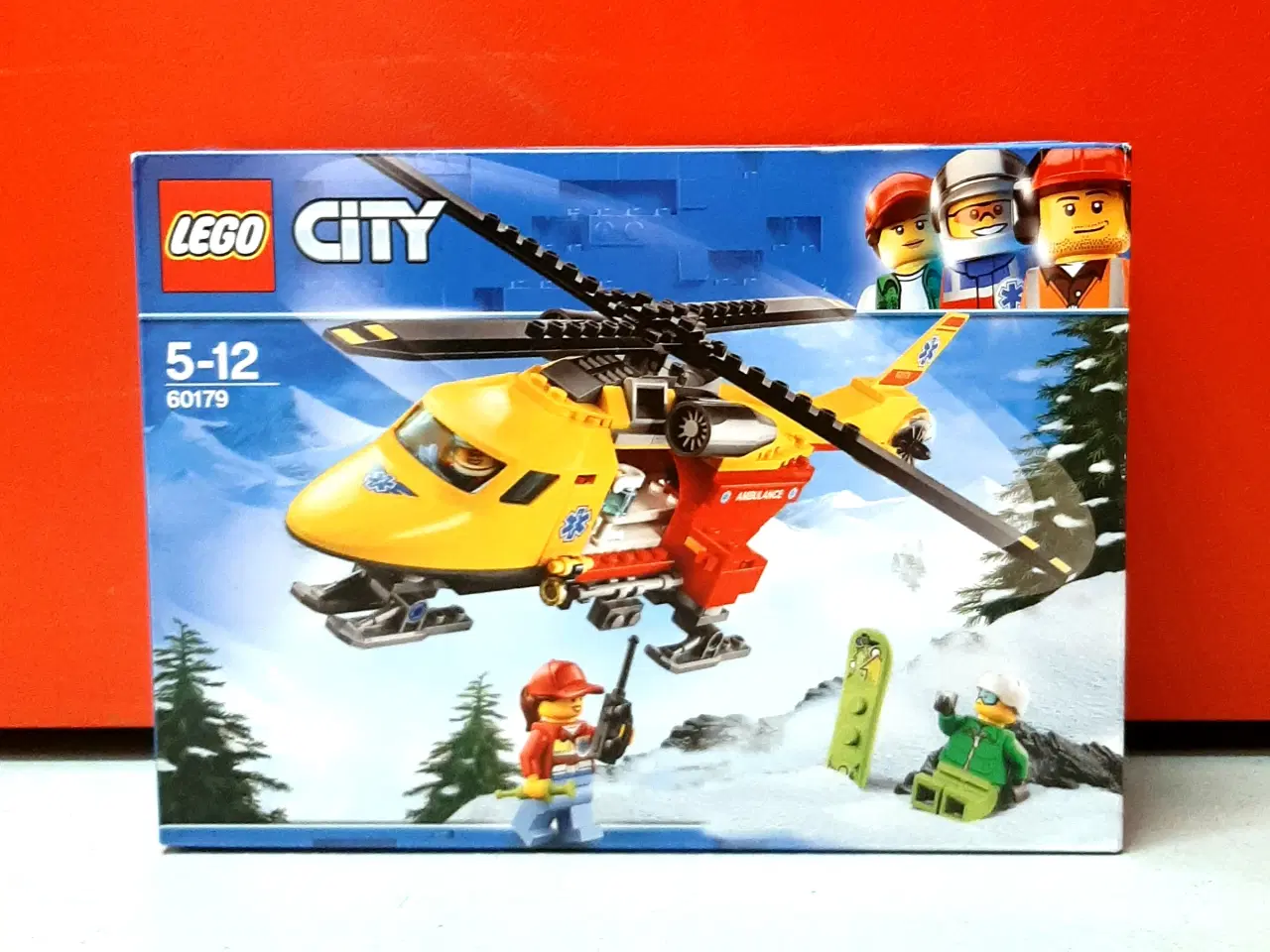 Billede 1 - LEGO 60179 Ambulancehelikopter